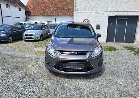 Ford C-Max Titanium