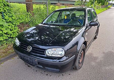 VW Golf Volkswagen 1.4 Edition Neu Tüv