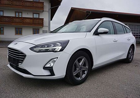 Ford Focus Turnier Cool & Connect NAV AHK LED CAM
