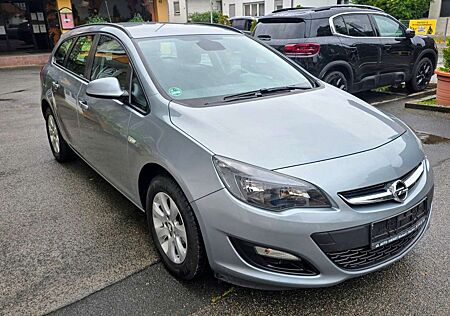 Opel Astra J Sports Tourer Selection *1-Hand*TOP