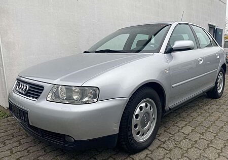 Audi A3 1,6 5 türig Klimaautomatik/AUTOMATIK/TÜV
