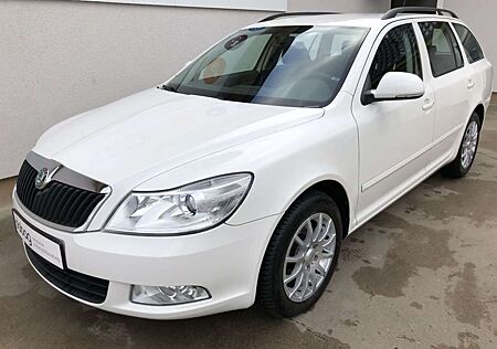 Skoda Octavia Combi 1.6 TDI Sitzheizung Allwetter Navi