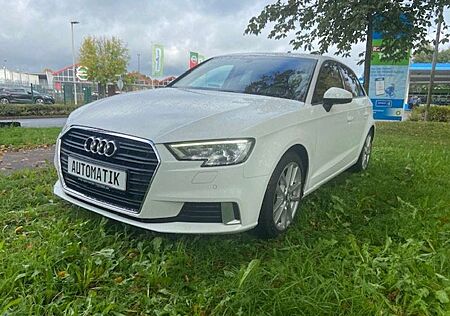 Audi A3 sportback 1,0 TFSI Automatik SHZ PDC Navi Xenon AC