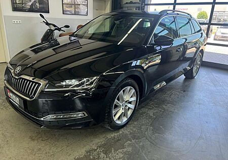 Skoda Superb 2.0 TDI DSG Combi 4x4+STHZ+ACC+AHK+Navi
