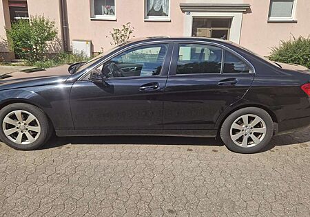 Mercedes-Benz C 180 (BlueEFFICIENCY)