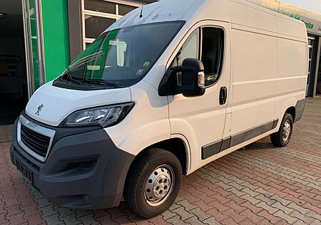 Peugeot Boxer 333 L2H2 Pro Avantage Edition BlueHDi 130 Stop