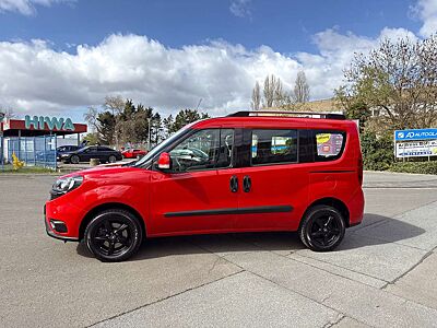 Fiat Doblo 1.4 16V LOUNGE (AHK*5xSITZER*NAVI*PDC*TEL)