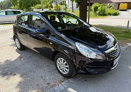 Opel Corsa 5-Türer 1.2 16V Easytronic Cosmo