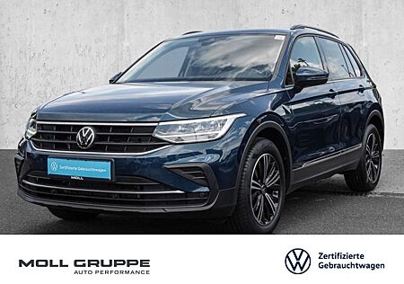 VW Tiguan Volkswagen 2.0 TDI DSG Life NAVI PANO LM ACC FLA