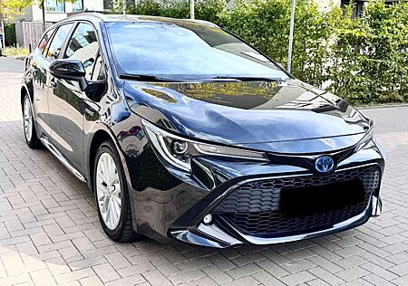 Toyota Corolla Touring Sports Hybrid Club