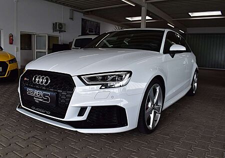 Audi RS3 3 SB 2.5l DAZA Sportsitze B&O Sport AGA