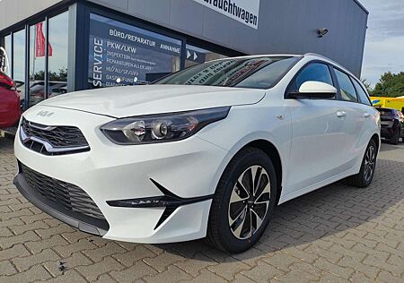 Kia XCeed Ceed SW / cee'd SW Sportswagon Spin AT Spin*Navi*Shzg*Lhzg*PDC*Cam...