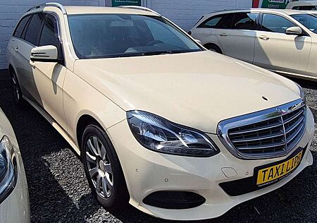 Mercedes-Benz E 200 E -Klasse T-Modell BlueEffic. / MIETWAGEN