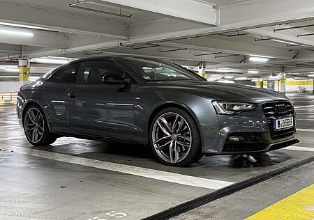 Audi A5 3.0 TDI DPF (clean diesel) quattro S tronic