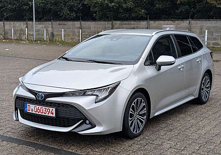Toyota Corolla Touring Sports Hybrid Business Edition