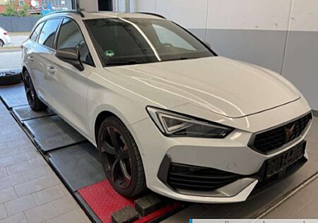 Cupra Leon Sportstourer 1.5 eTSI DSG Pano Navi ACC SHZ
