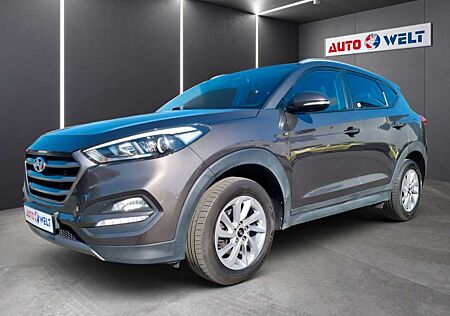 Hyundai Tucson 2.0 CRDi AWD Navi Parkhilfe Dual-Klima