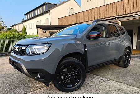Dacia Duster II Extreme Facelift*LED*AHK*1 Hand