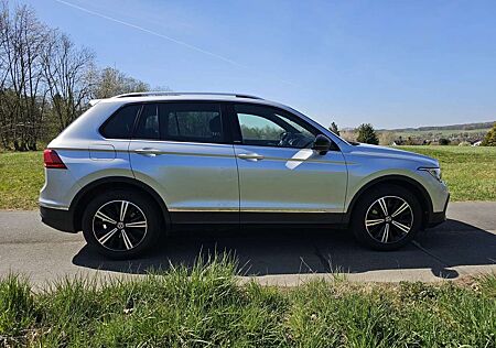 VW Tiguan Volkswagen 2.0 TDI SCR DSG United