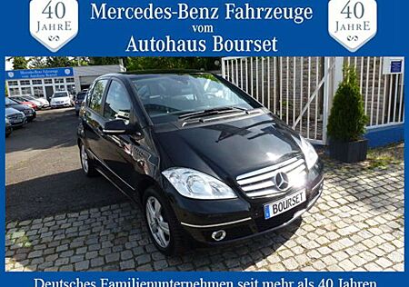 Mercedes-Benz A 180 AVANTGARDE Autom-Klima-Sitzhzg-PTS erst 44.000KM!!
