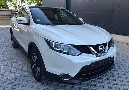 Nissan Qashqai N-Vision Aut. Pano