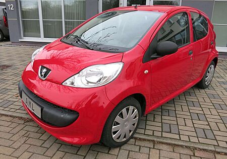 Peugeot 107 Petit Filou KLIMA 1.HAND TÜV+AU NEU