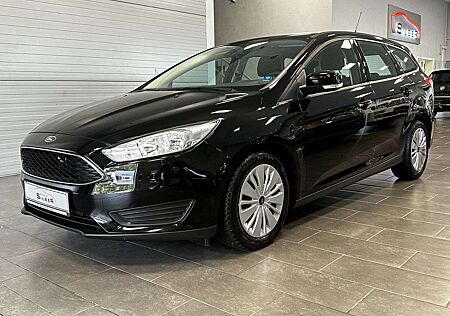 Ford Focus Turnier 1.5 TDCi Aut.PDC/Navigation/1.Hd