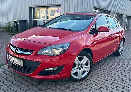 Opel Astra J Lim. 5-trg. Style