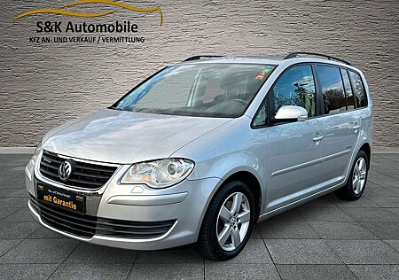 VW Touran Volkswagen United 1.9TDI Gepflegt/Scheckheft/NAVI