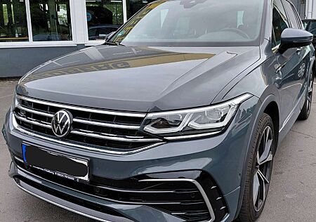 VW Tiguan Volkswagen R-Line 4Motion*NAVI*Allrad*