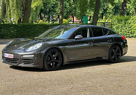 Porsche Panamera 3.0d *FACELIFT*LUFT*KAMERA*CHRONO*PDLS*