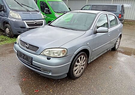 Opel Astra 1.6