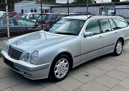 Mercedes-Benz E 200 KOMPRESSOR T CLASSIC/ AUTOMATIK/ TÜV 07.27