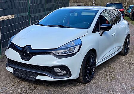 Renault Clio IV 1.6 Turbo 200 RS EDC