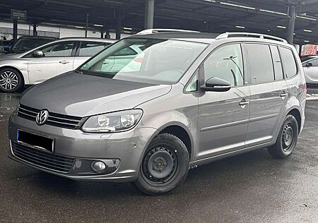 VW Touran Volkswagen Style