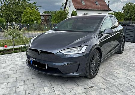 Tesla Model X Plaid