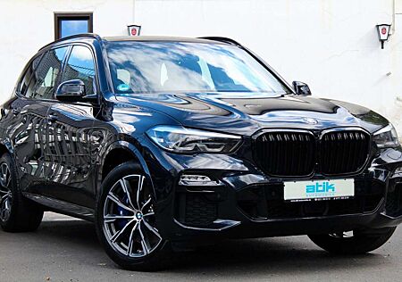 BMW X5 xDrive30d M-SPORT 1.HAND! KAM 20" W-LAN CarPl