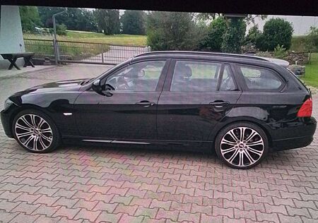 BMW 335i 335 xDrive Touring Aut. Edition Sport