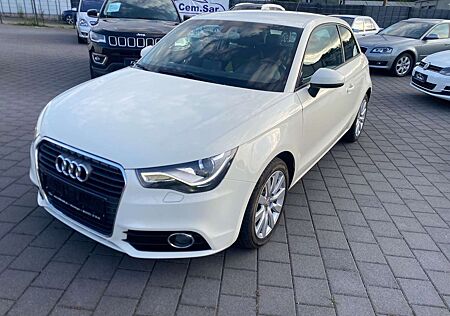 Audi A1 *Bi-Xenon*LED-Tagfahrlicht*AUX*Alu-Felgen*+++