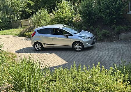 Ford Fiesta 1.4 Autom. Titanium