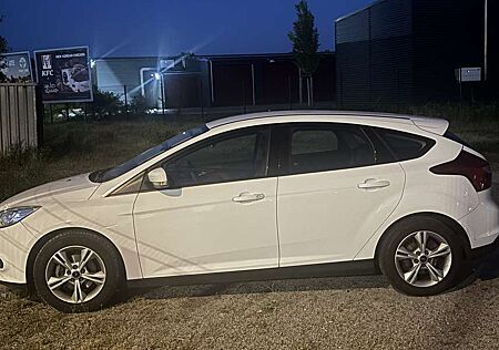 Ford Focus sehr guter preis