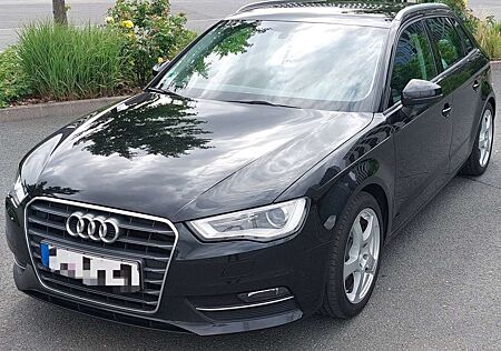 Audi A3 2.0 TDI Sportback Ambition, Xenon, 8 Reifen