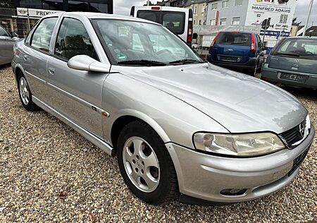 Opel Vectra 1.6 16V Comfort