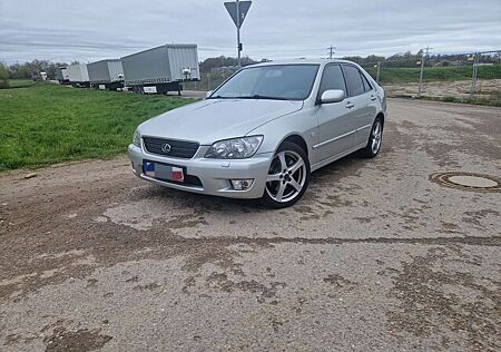 Lexus IS 200 Xenon, Service Neu, Tüv 02/2027