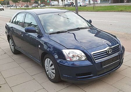 Toyota Avensis 1.8 Sol Liftback