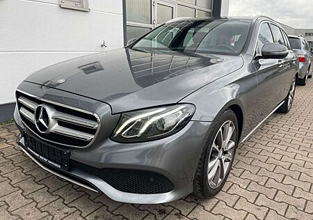 Mercedes-Benz E 200 T W212 Autom./eSD/LED/Navi/Avantgarde/Kamer