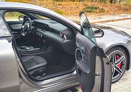 Mercedes-Benz CLA 45 AMG AMG CLA 45 4Matic+ AMG Speedshift 8G-DCT