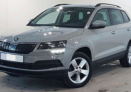 Skoda Karoq AMBITION CLIMATRONIC NAVI AHK DAB PDC SHZ SH