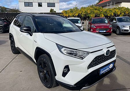 Toyota RAV 4 Hybrid 4x4/Leder/SitzHei/Navi/Pano/Kamera