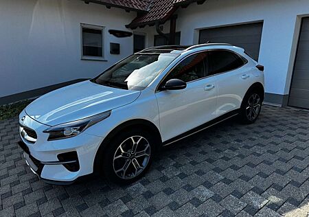 Kia XCeed 1.4 T-GDI OPF DCT7 PLATINUM EDITION